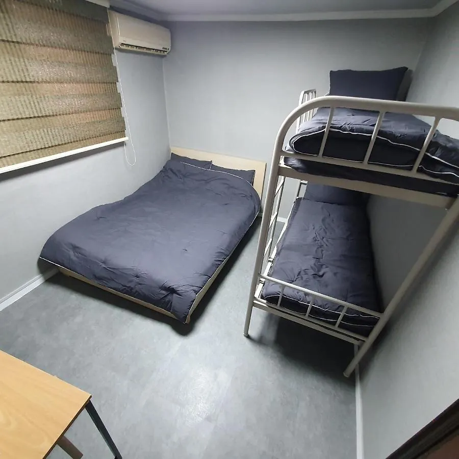 Seven Hostel Seoul