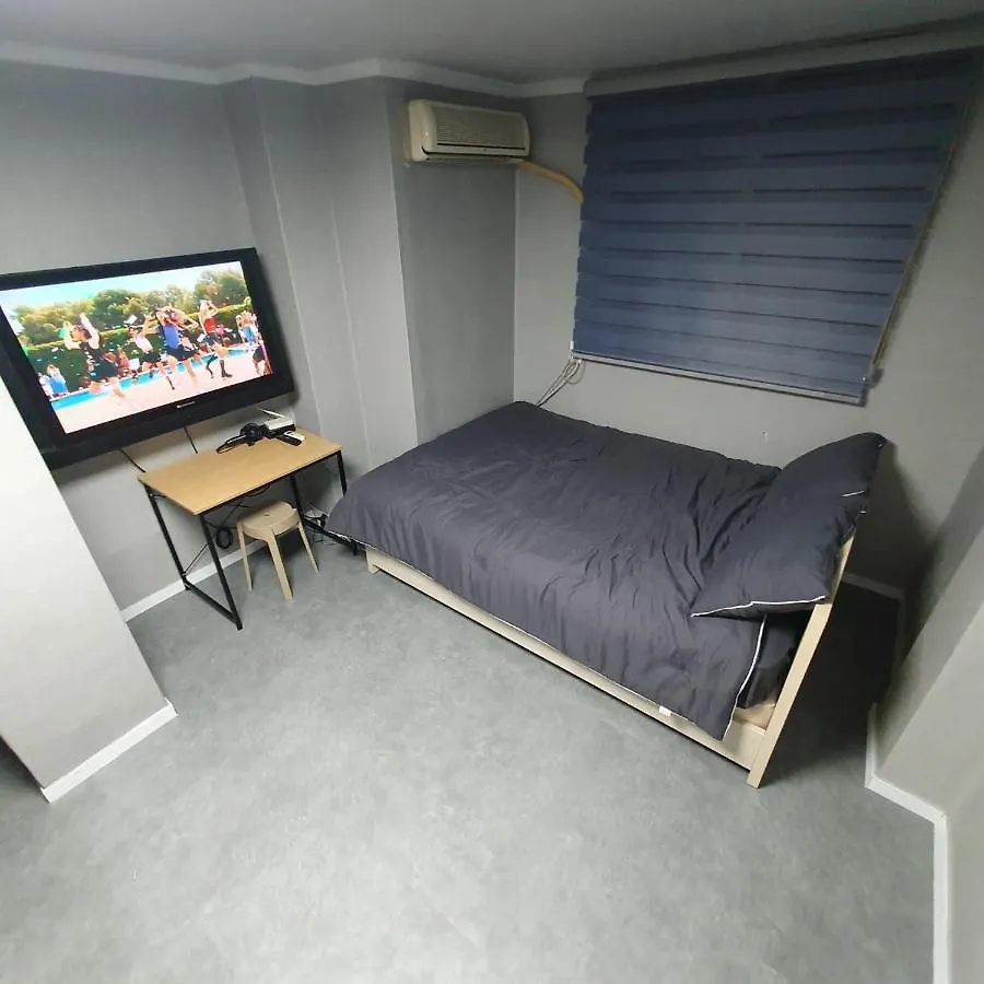 Seven Hostel Seoul